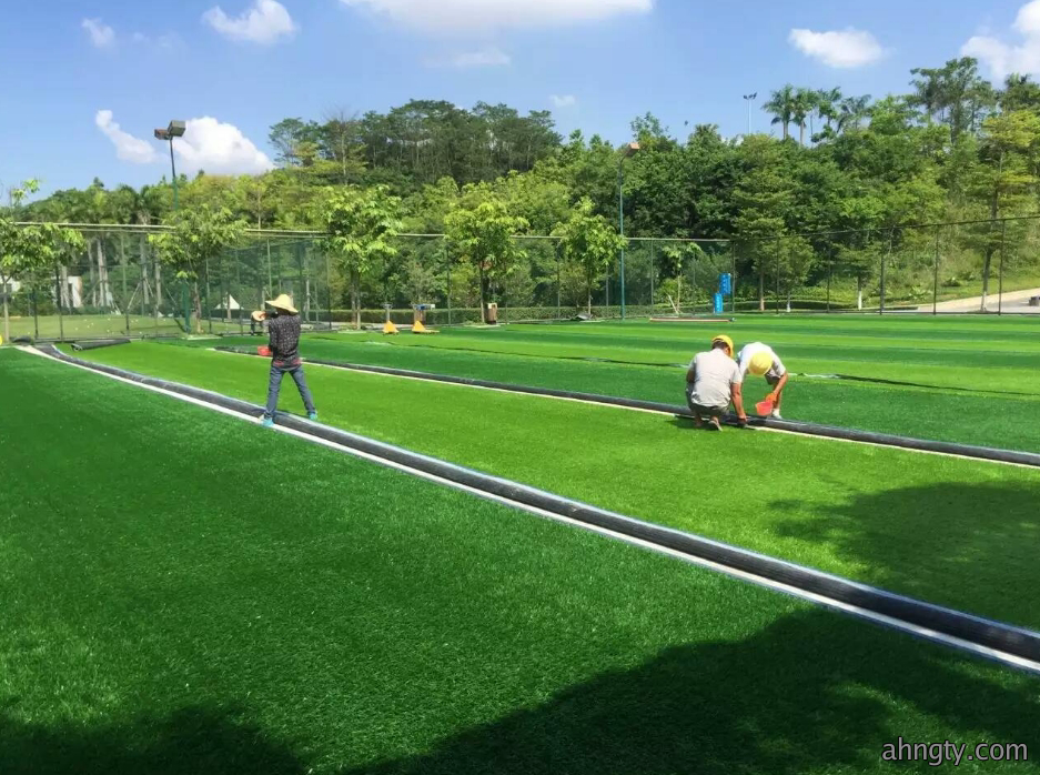 人造草坪施工